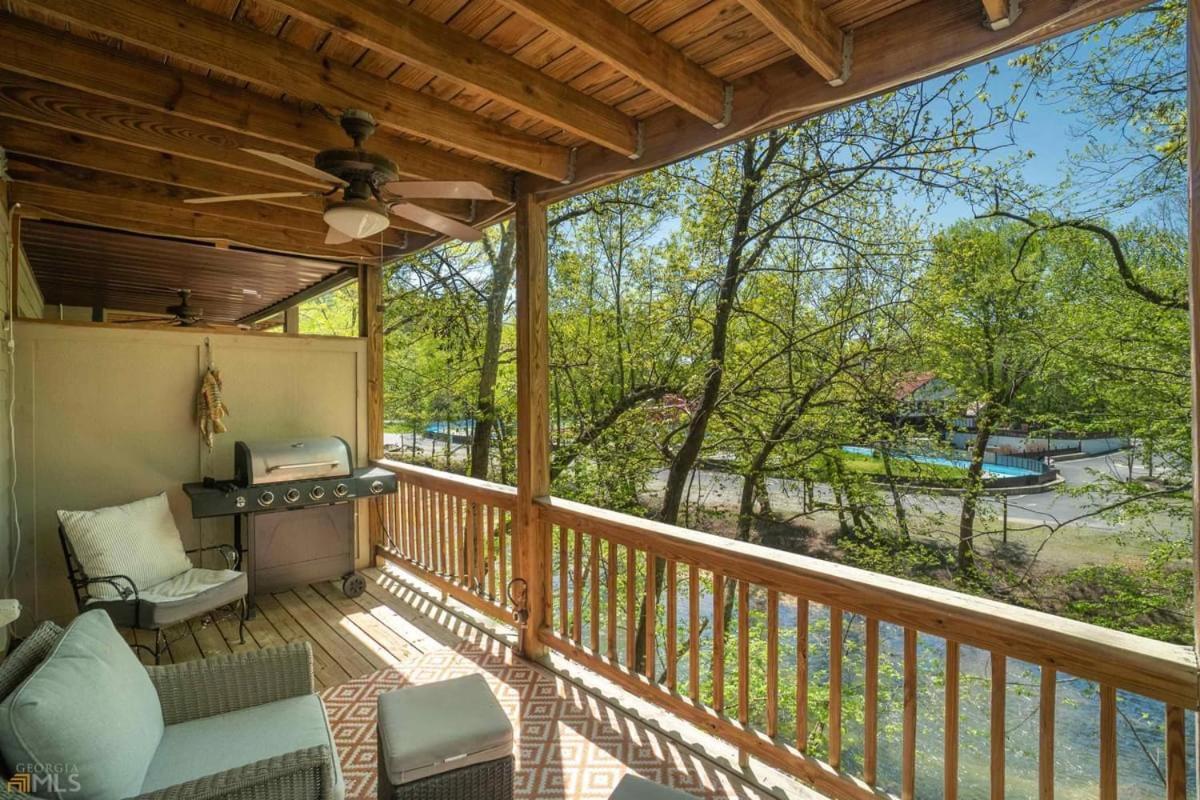 Riverfront Home Within Walking Distance Of เฮเลน ภายนอก รูปภาพ